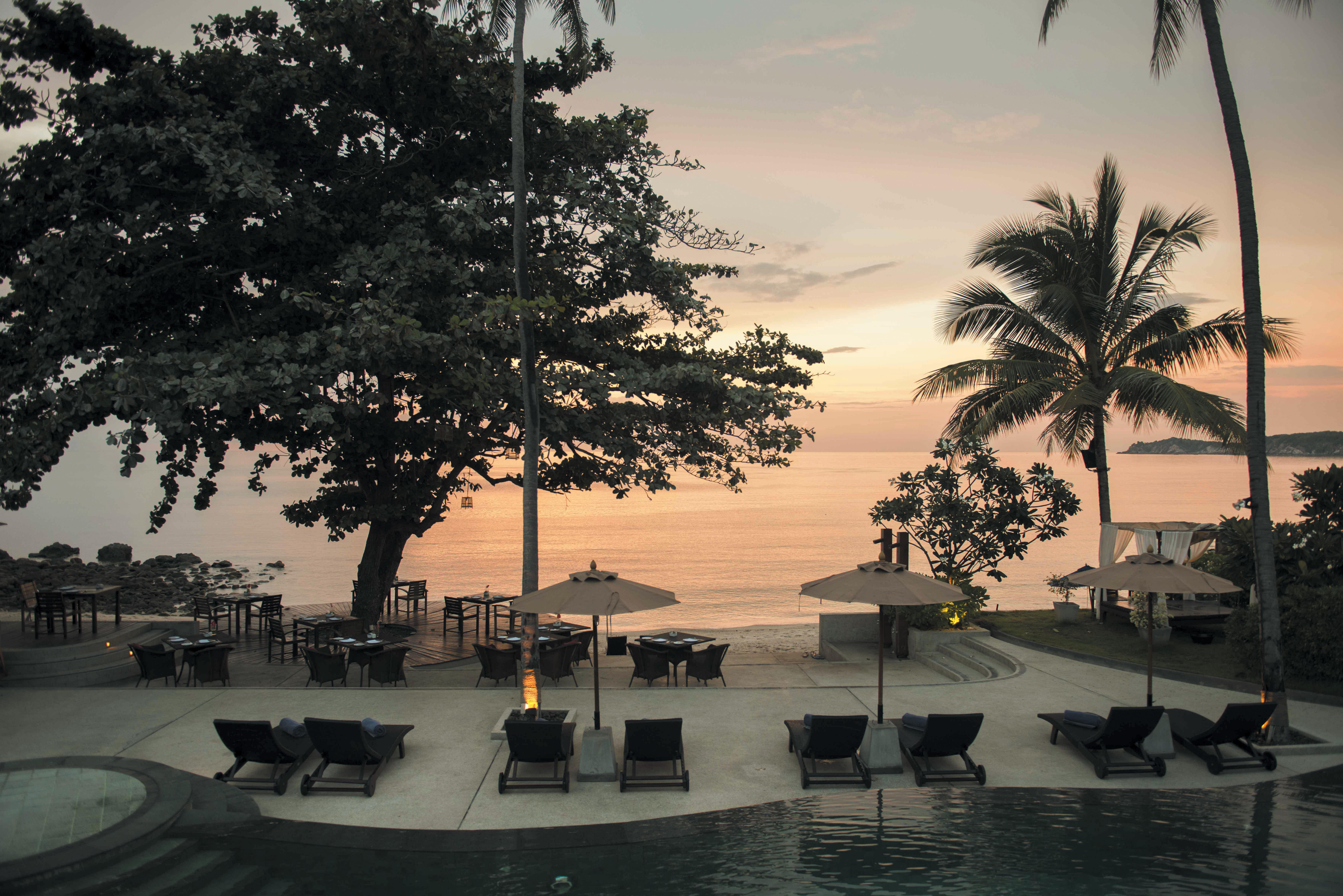 Outrigger koh samui beach